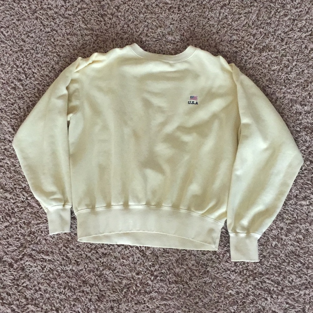 Brandy Melville USA Crewneck